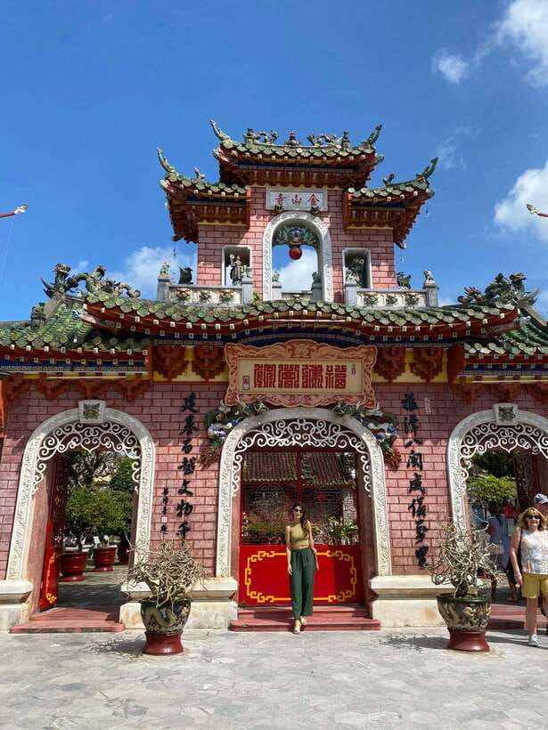 Hoi An Ancient Town - Walking Tour with Local Guide - Group size, weather, and comfort