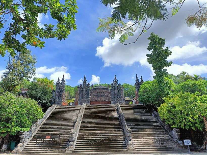 Hue: 3 Best Royal Tombs Tour and Ancient Pagoda - Key points to know before booking