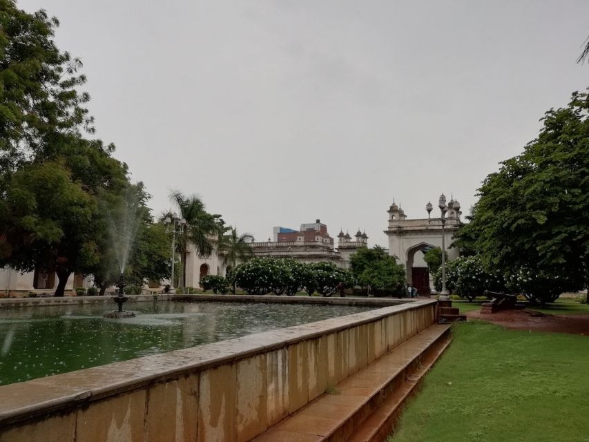 Hyderabad: Heritage Walking Tour of Old City and Charminar - Why this Old City walk works so well