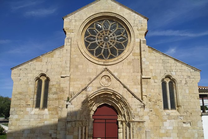 In the Heart of the City: Get to know the history of Tomar and taste local Tapas! - Key Points to Know Before Booking