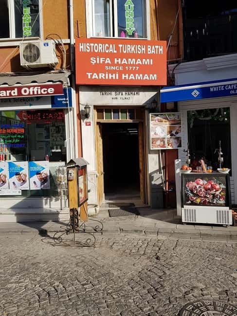 Istanbul: Historic Sifa Turkish Bath in Sultanahmet Square - Entering an 18th-century Ottoman hammam