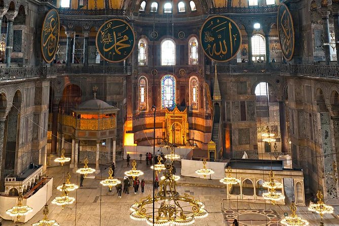 Istanbul Historical Tour with Guide, Lunch and Transfers - Lunch: useful pause, variable quality