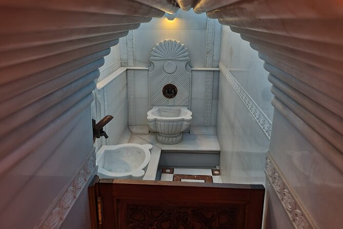 Istanbul : Historical Turkish Bath Experience in Old City - What the 45-minute ritual includes