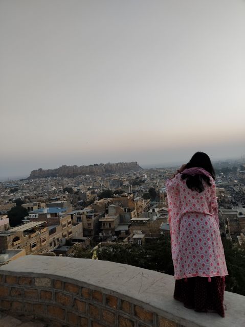 Jaisalmer Heritage Walking Tour With Professional Guide - The short shopping stop and the choice to keep walking