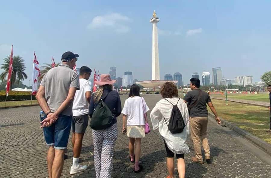 Jakarta: All-Inclusive Jakarta Heritage and Historical Tour - Why this is a smart first day in Jakarta