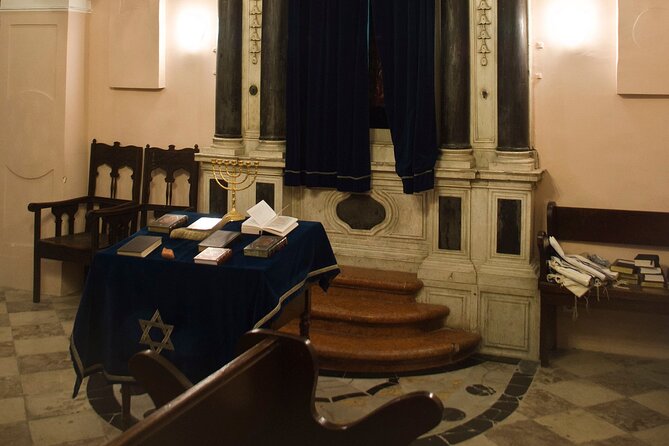 Jewish Heritage & Diocletian's Palace Private Split Tour - Inside Split’s synagogue and Jewish quarter