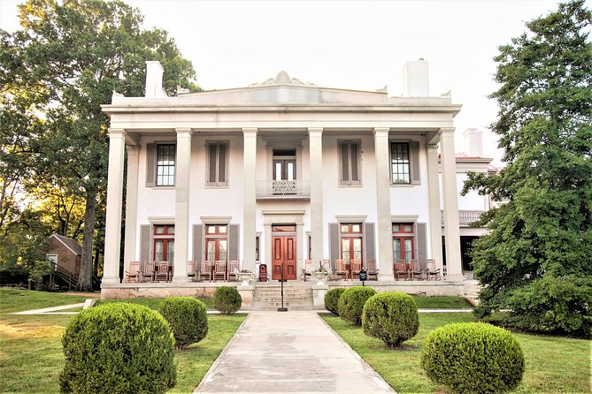 Journey to Jubilee Guided Tour at Belle Meade with Wine Tasting - Walking through Belle Meade’s grounds and outbuildings