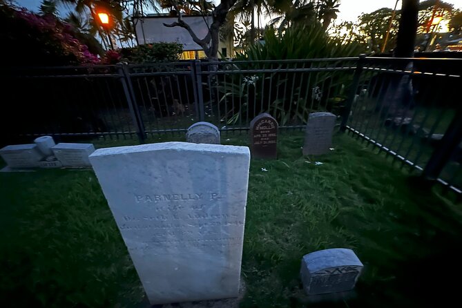 Kailua-Kona Haunted History Walking Ghost Tour - Kona Inn and stories of unusual power