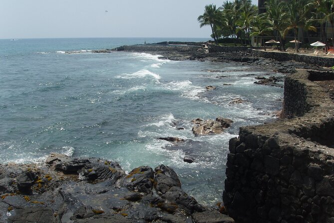 Kailua-Kona Haunted History Walking Ghost Tour - Mokuaikaua Church and the first Christian congregation