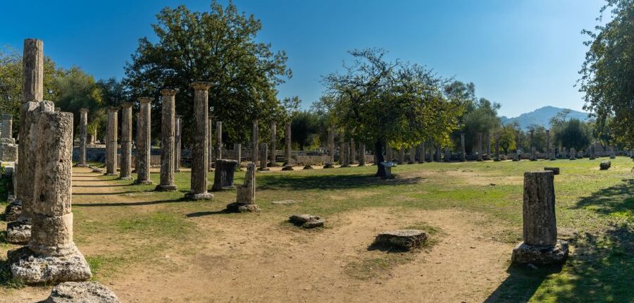 Katakolo: Ancient Olympia and Kourouta Beach Guided Tour - What to pack for the five-hour outing