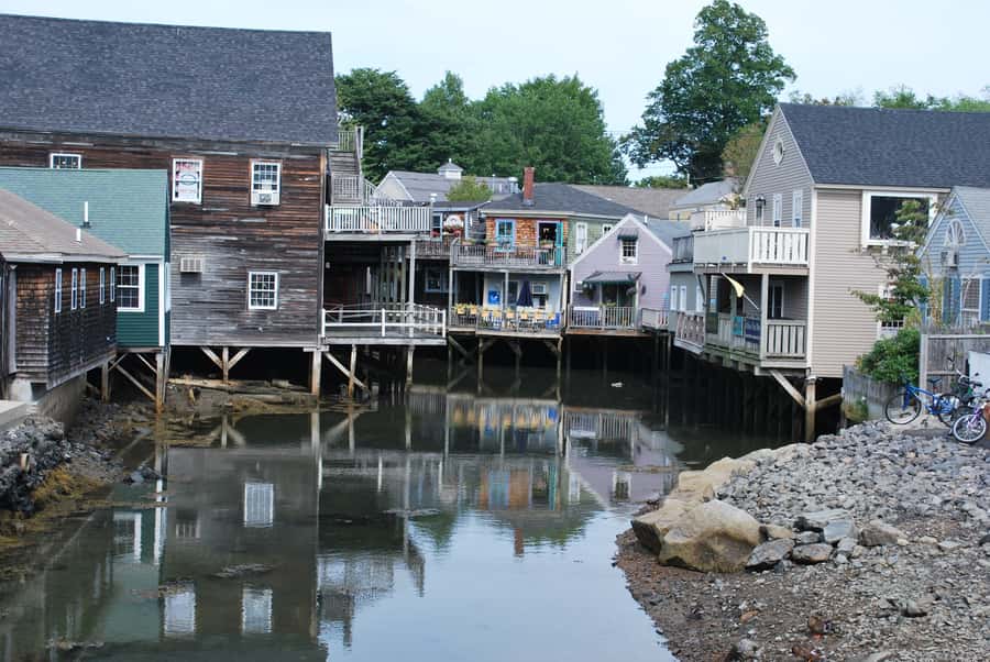 Kennebunkport: 2-Hour Historical Walking Tour - Returning to Union Square with a sweet finish