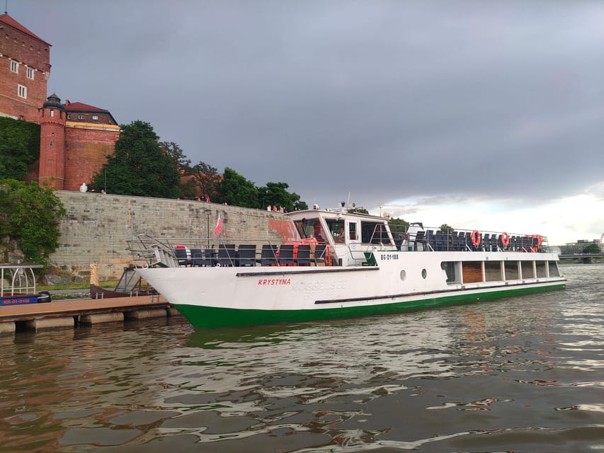 Krakow: Vistula River Cruise with Historical Views - Wawel Castle and Krakow’s historic center