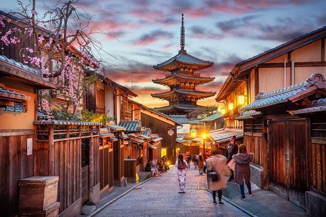 Kyoto Gion: 2-Hour Geisha Culture & History Walking Tour - Starting beside Shijo-ohashi Bridge