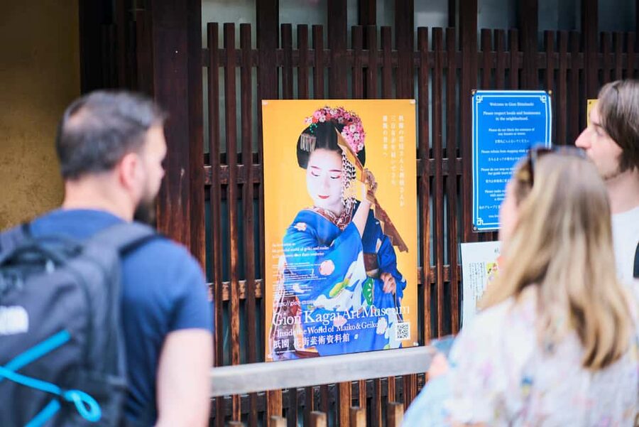 Kyoto: Gion Hidden Gems & Geisha Culture Tour - Yasui Kompira-Gu and a different kind of shrine visit