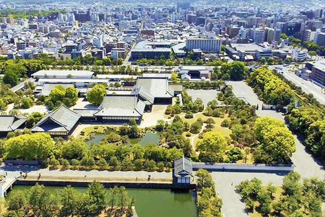 Kyoto: Nijo Castle World Heritage Guided Tour with Admission - What the guides add to the experience