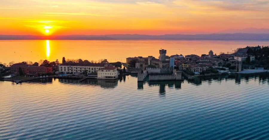 Lake Garda: Historic Castle Cruise with Wine Tasting - The Grottoes of Catullus from the water