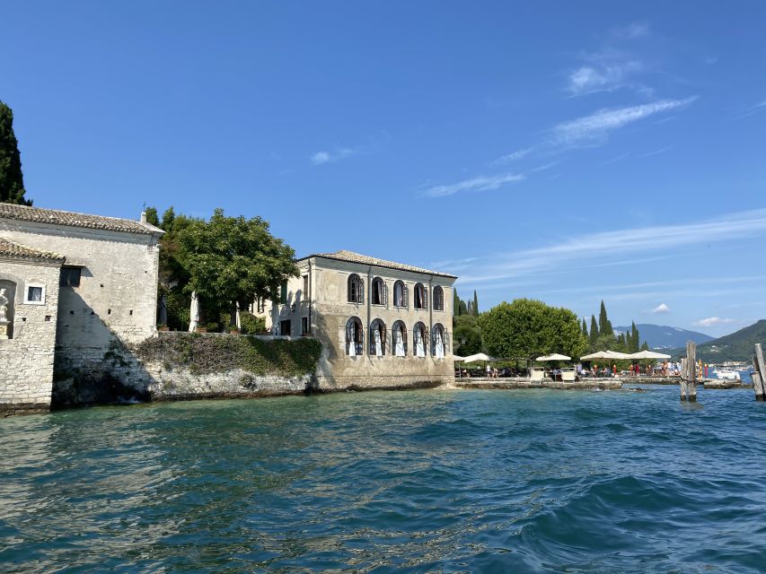 Lake Garda: Historic Castle Cruise with Wine Tasting - The one-hour Bardolino wine stop