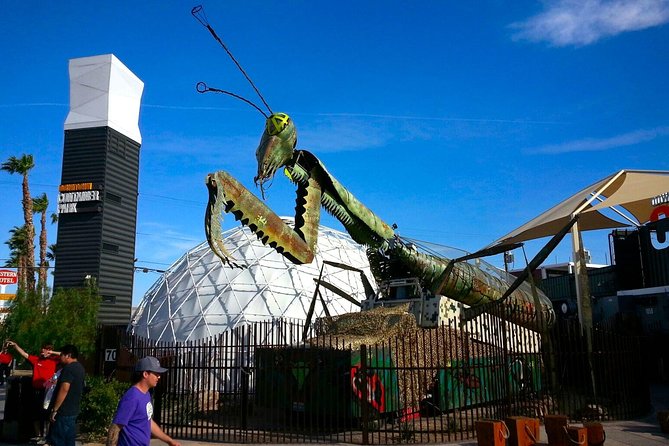 Las Vegas Downtown & Fremont Street - Guided Walking Tour - Golden Nugget, Binion’s, and casino stories