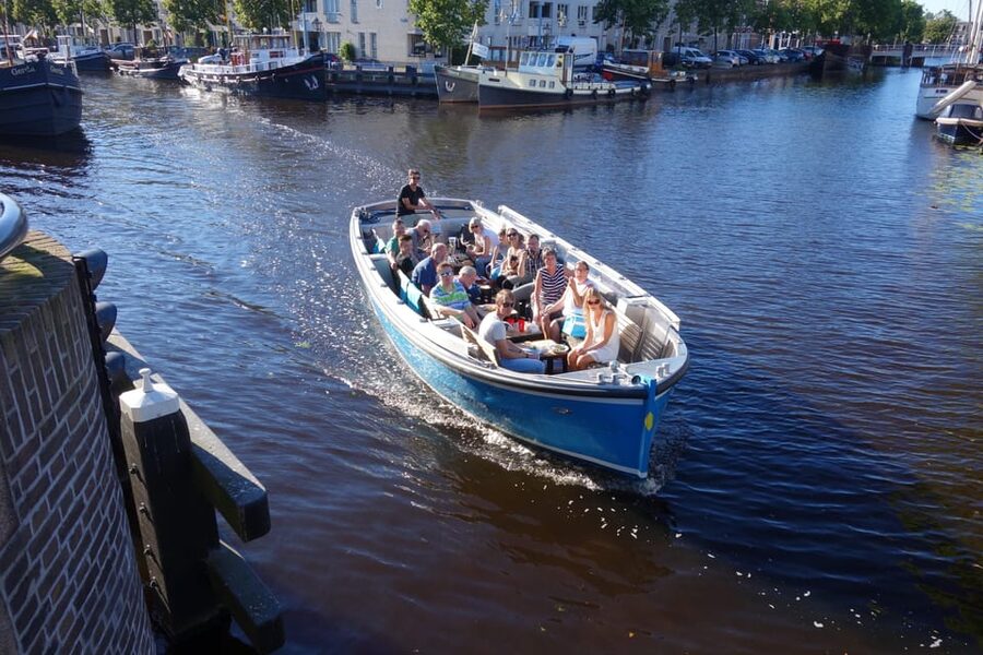 Leiden: Cruise through the Historic City Center with Guide - What the boat feels like in different weather