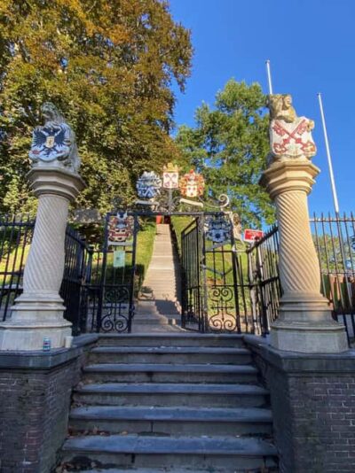 Leiden: Historical and Fun City Tour in German, English, or Dutch
