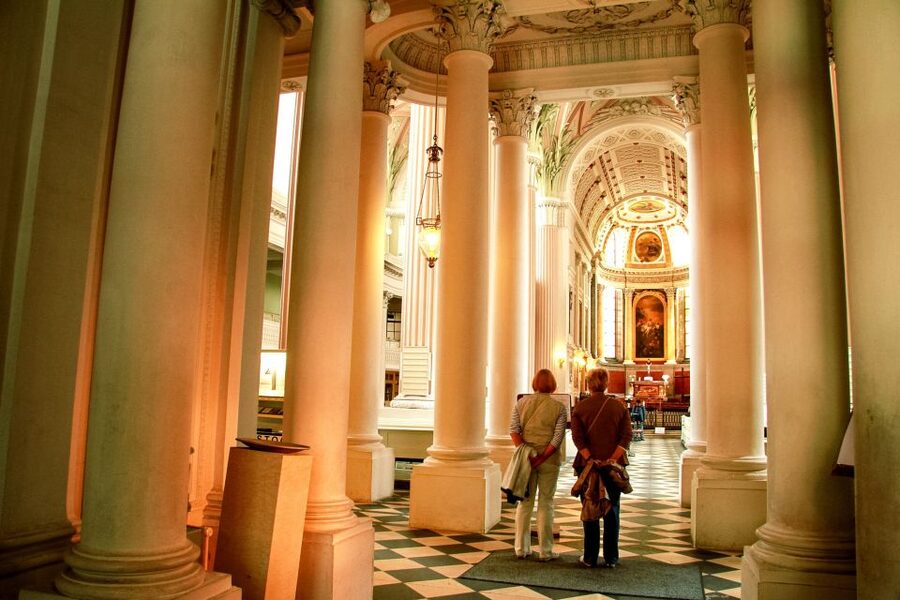 Leipzig: 1.5-Hour Historical Walking Tour in German - The university and the city’s changing face
