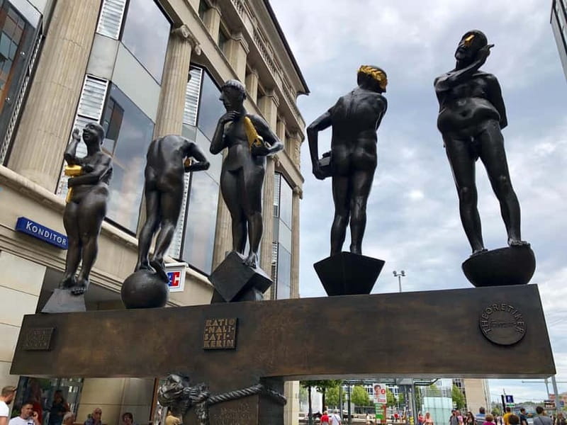 Leipzig: fresh city tour 2.0 - We bring history to life! - Is 90 minutes enough?