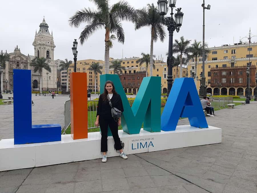 Lima: Historic Downtown, Miraflores & Catacombs Private Tour - Huaca Pucllana, seen from modern Miraflores