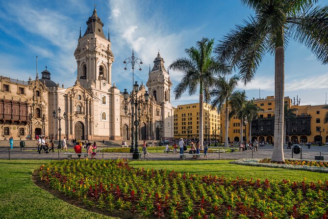 Lima's Vibrant Heritage: Exploring the City's Landmarks Half-day - Seeing Huaca Pucllana from modern San Isidro