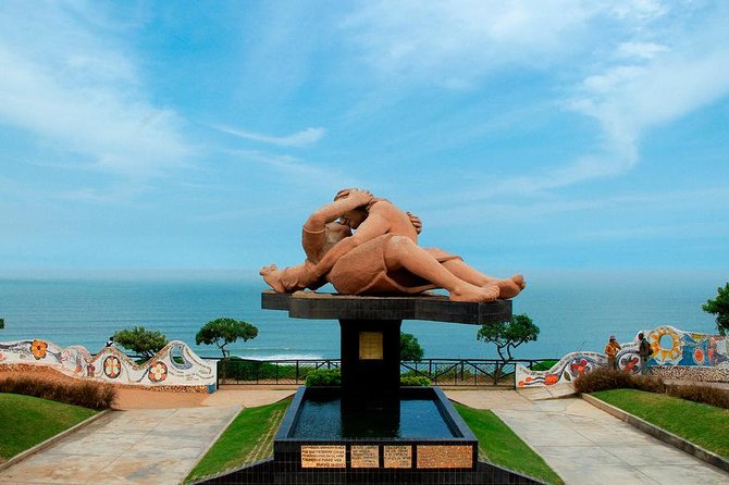 Lima's Vibrant Heritage: Exploring the City's Landmarks Half-day - Santo Domingo Convent and Lima’s Catholic story