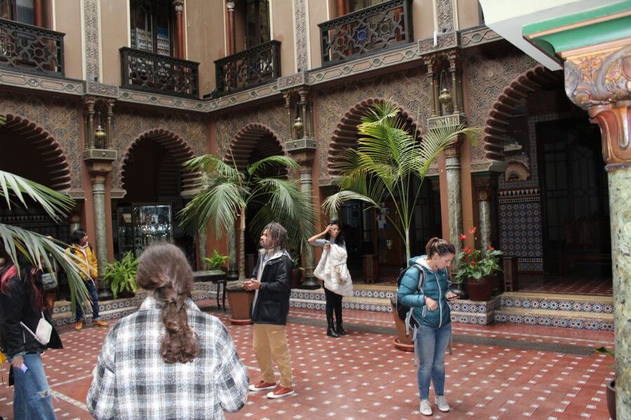 Lisbon: African History and Heritage Walking Tour - Chafariz D’El Rei and the public signs of class