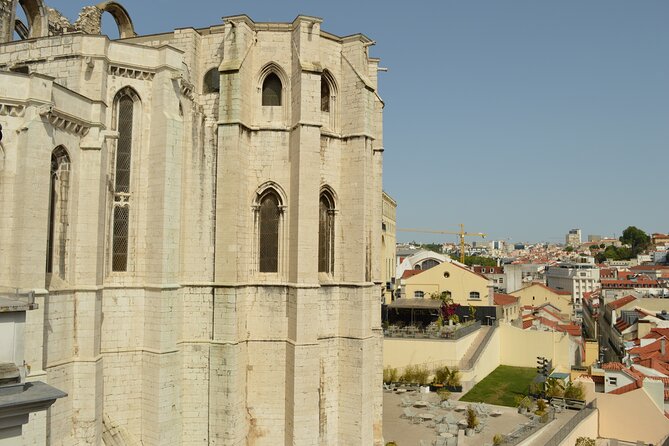 Lisbon city tour on history, culture and current topics - Key points before you book