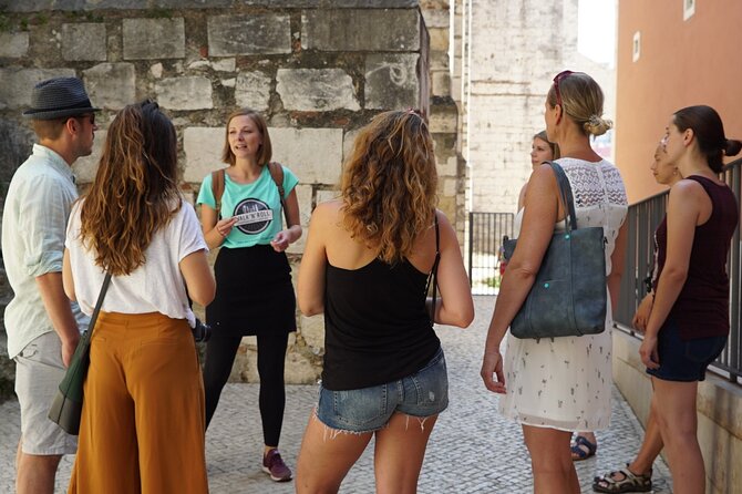 Lisbon city tour on history, culture and current topics - Santa Justa and the Carmo ruins