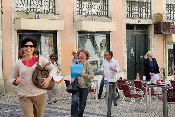 Lisbon Essential Walking Tour: History, Stories and Lifestyle - Santa Justa and the Baixa pause