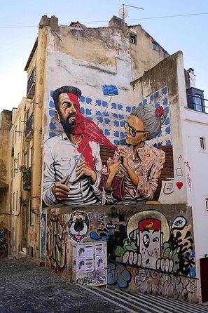 Lisbon Fado History Cultural Walking Tour - Why Mouraria is the right place to study fado