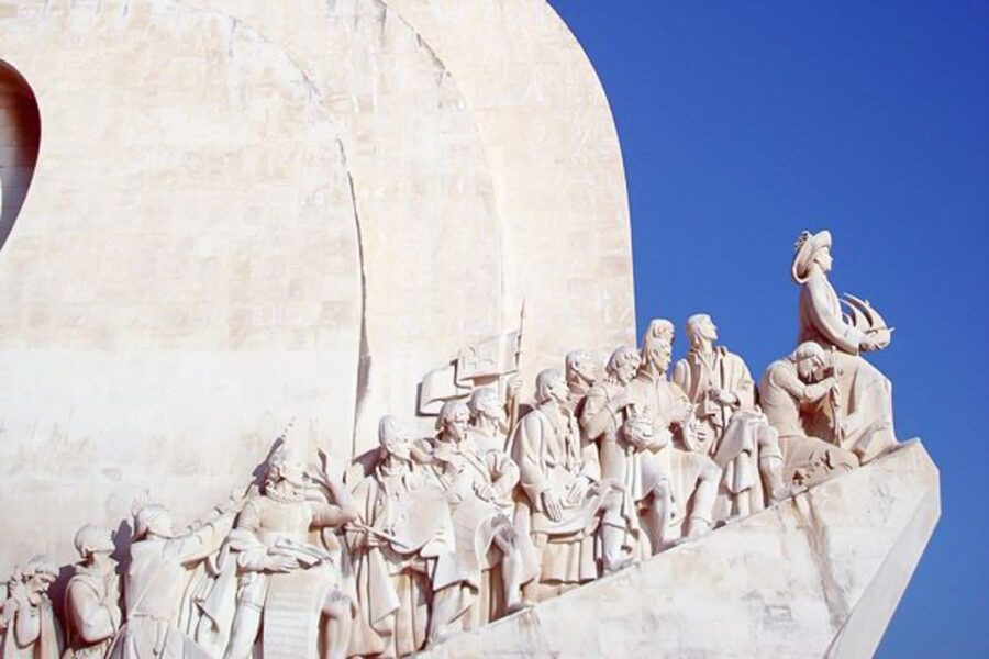 Lisbon in One Day: Full-Day Minivan Historic Tour - Key points at a glance