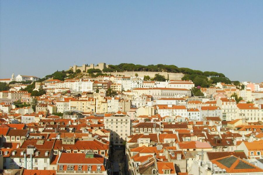 Lisbon in One Day: Full-Day Minivan Historic Tour - What the minivan adds to the experience