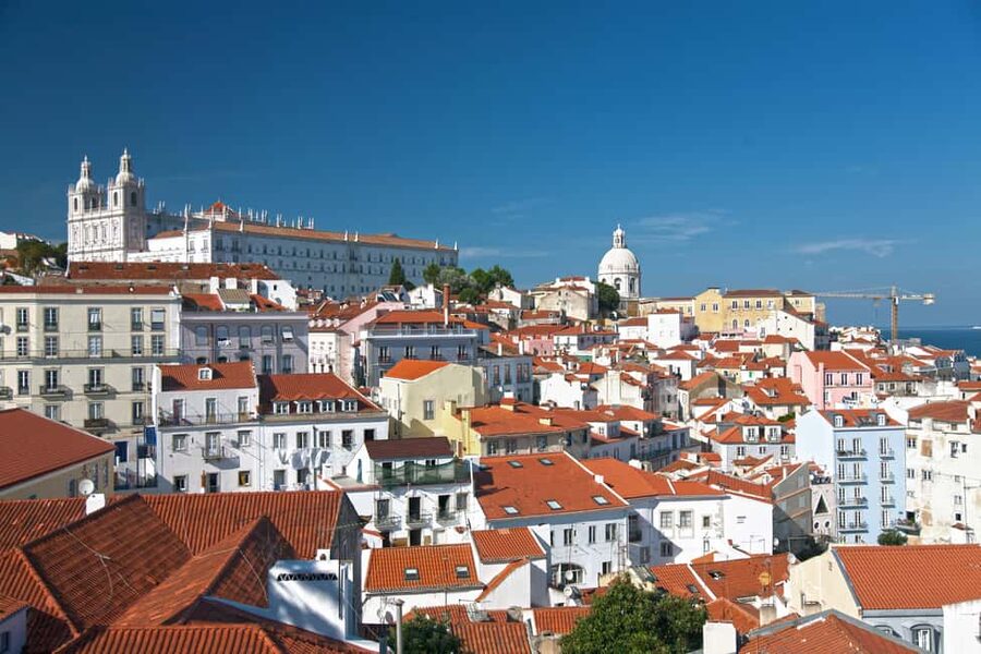 Lisbon: Jewish History Private Tour - Miradouro da Senhora do Monte: start with the whole city