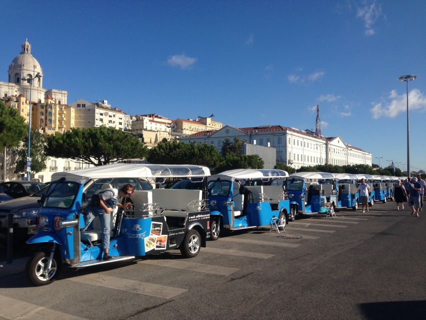 Lisbon: Private Guided Tour of Historical Center by Tuk Tuk - Viewpoints above Chiado and Príncipe Real