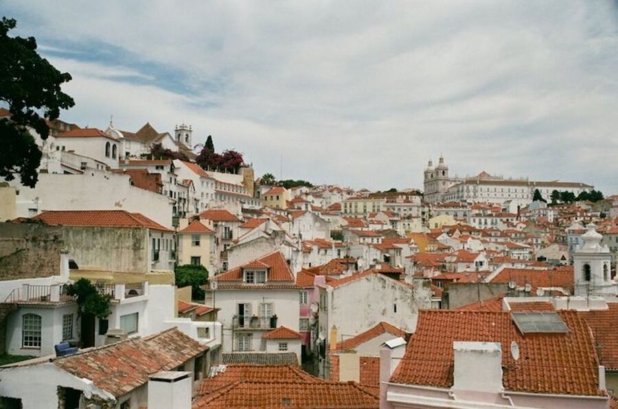 Lisbon: Private Historic Tour by Eco Tuk Tuk - Key points at a glance
