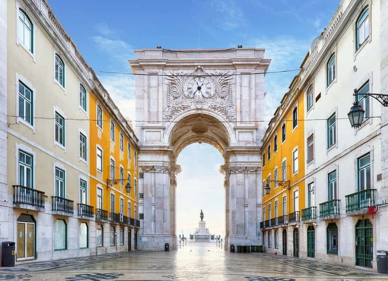 Lisbon with Tukxi: Historical Secrets by Tuk-Tuk - Graça and Lisbon’s highest hill
