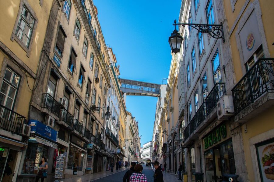 Lisbon with Tukxi: Historical Secrets by Tuk-Tuk - How the two-hour schedule really feels