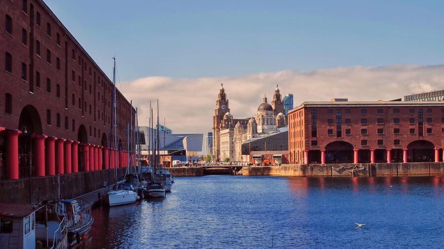 Liverpool: A Walk Through Time: Full History Walking Tour - Starting beneath the Royal Liver Building