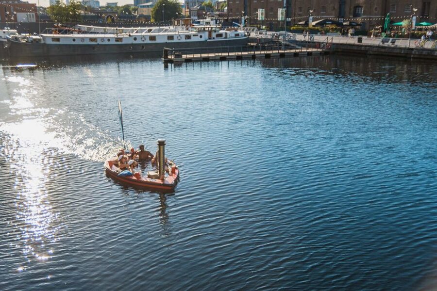 London: Hot Tub Boat Guided Historical Docklands Cruise - Quick takeaways from the hot tub cruise