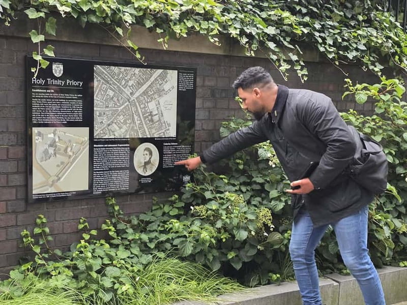 London: Jack the Ripper Tour with Historic Pub Stops - Key points to know before you go