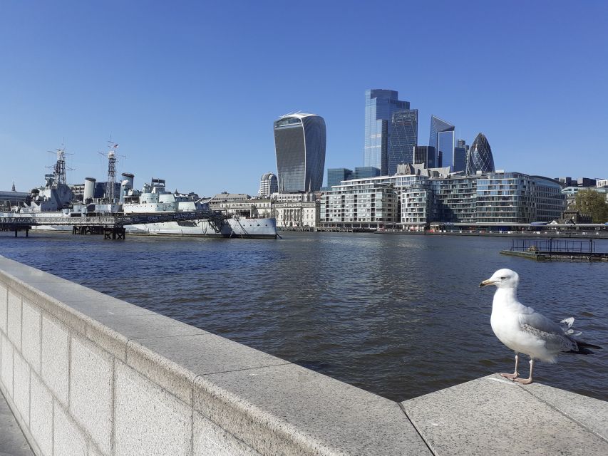London: Medieval History Walking Tour from The Tower - London Bridge, The Shard, and the trade of Borough Market