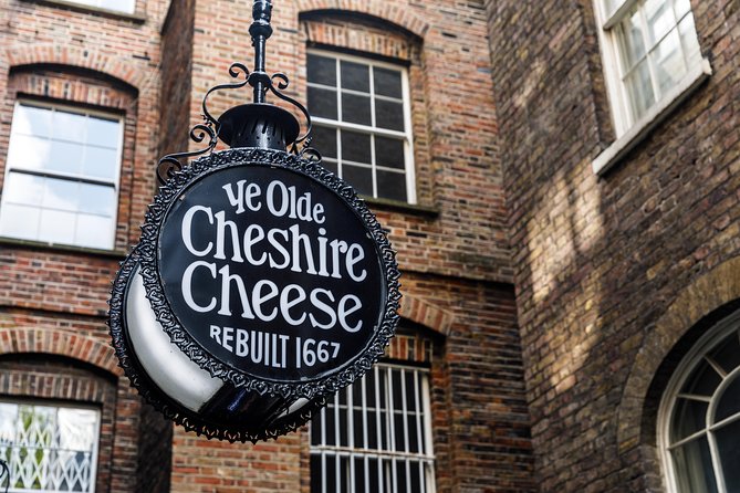 London Small Group Tour of Historical Pubs - Legal London, Templar Gateways, and Street-Level History