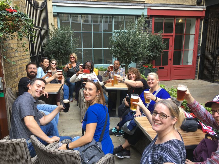 London: Soho Music and Historic Pubs Walking Tour - What the guides add to the experience