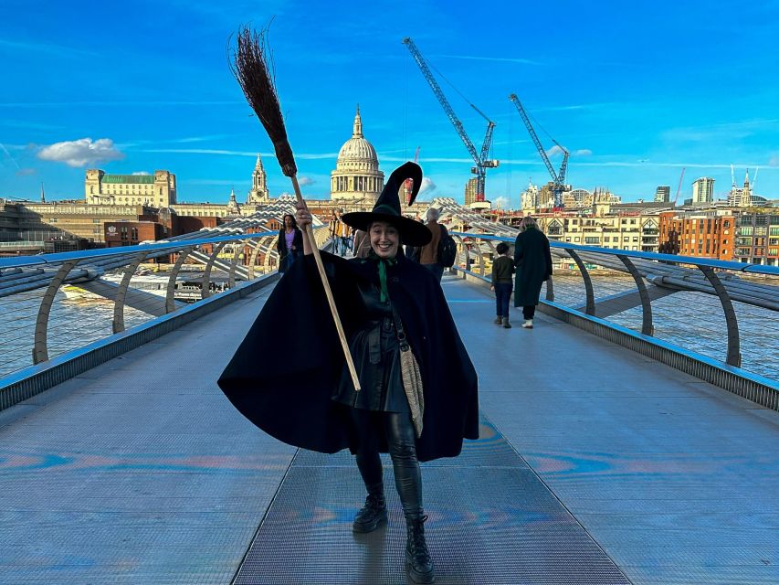 London: Witches and History Bankside Walking Tour - Bankside, Shakespeare’s Globe, and the Thames