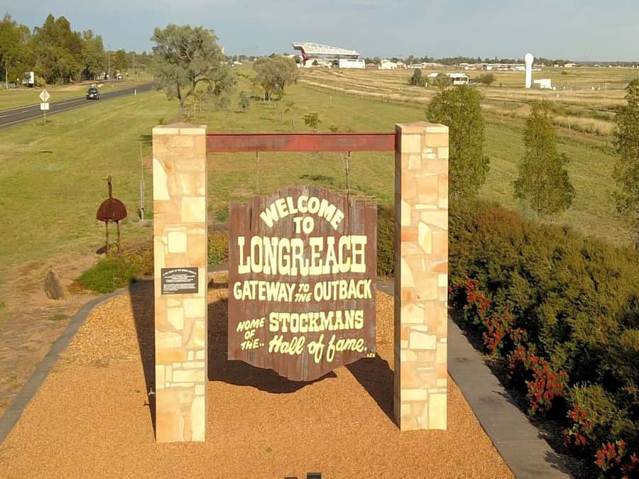 Longreach History and Town Tour - Comfort and group size on the bus