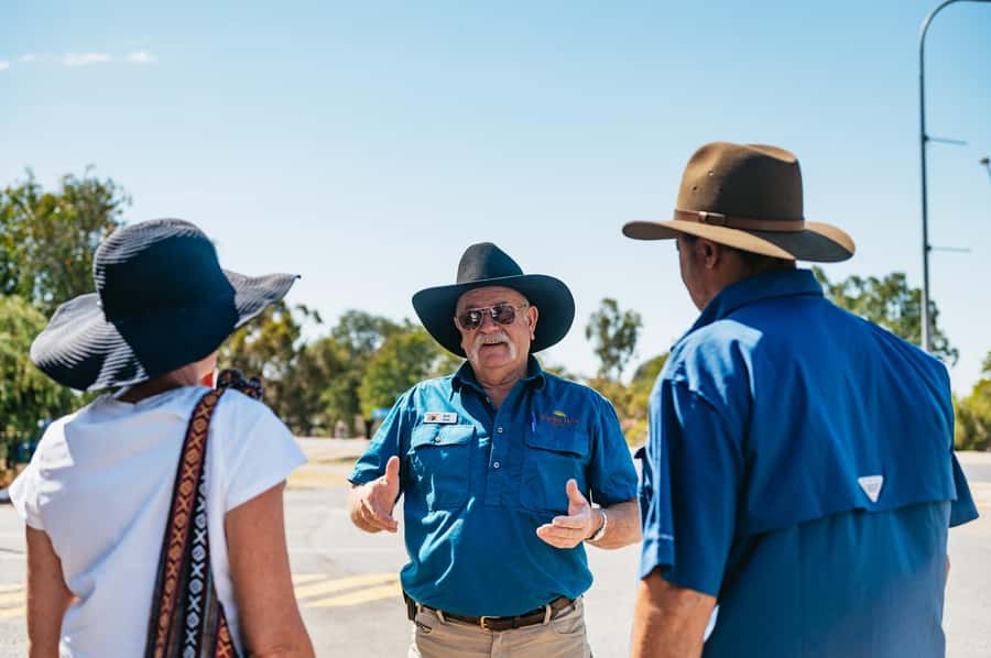Longreach History and Town Tour - What you see during the one-hour drive